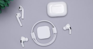 Thesparkshop.in: Product Batman Style Wireless Bt Earbuds
