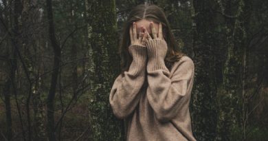 How to Manage Anxiety Naturally